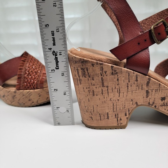 Maurices Brooklyn Brown Cork Wedge Heels Sandals Braided Faux Leather 10 M Shoes - Picture 14 of 14
